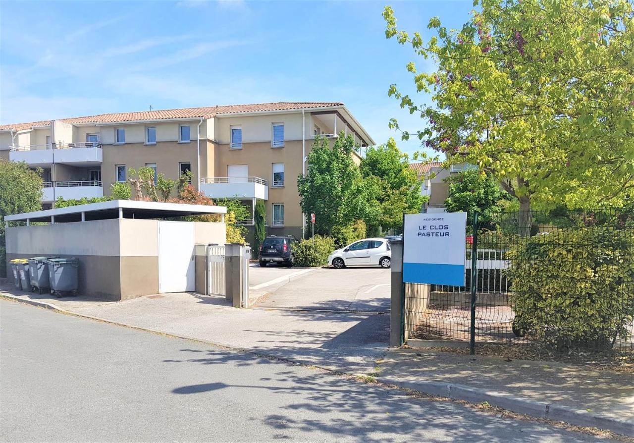 Tout confort ! Calme, Piscine, Parking Gratuit, Terrasse, Wifi Carcassonne Esterno foto